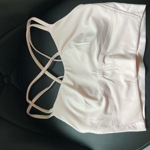 Lululemon like a cloud bra